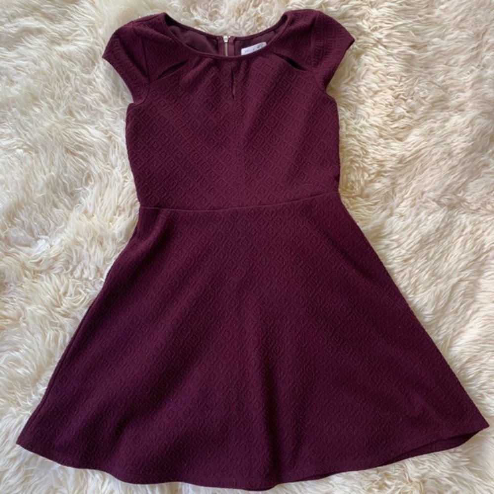 Socialite Purple Textured Cut-Out Dress - Size M
